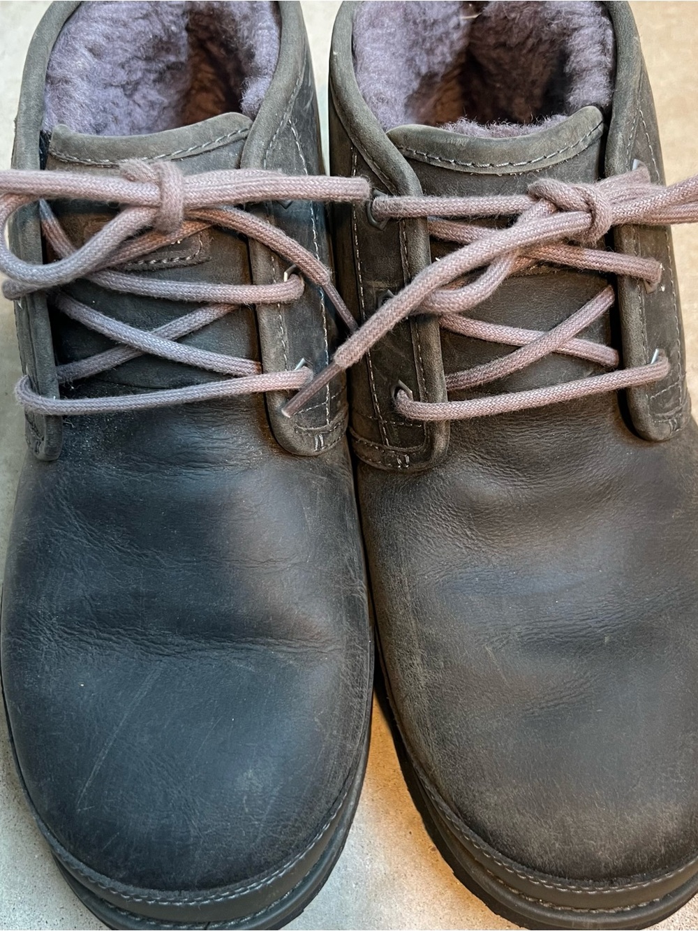 UGG Men’s Neumel Weather Waterproof Chukka Boots size 8